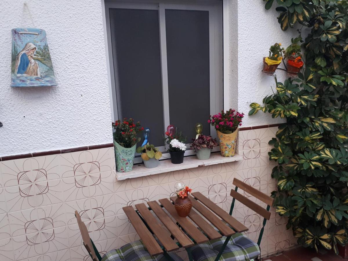 Отель The Jasmine House Ольвера Экстерьер фото